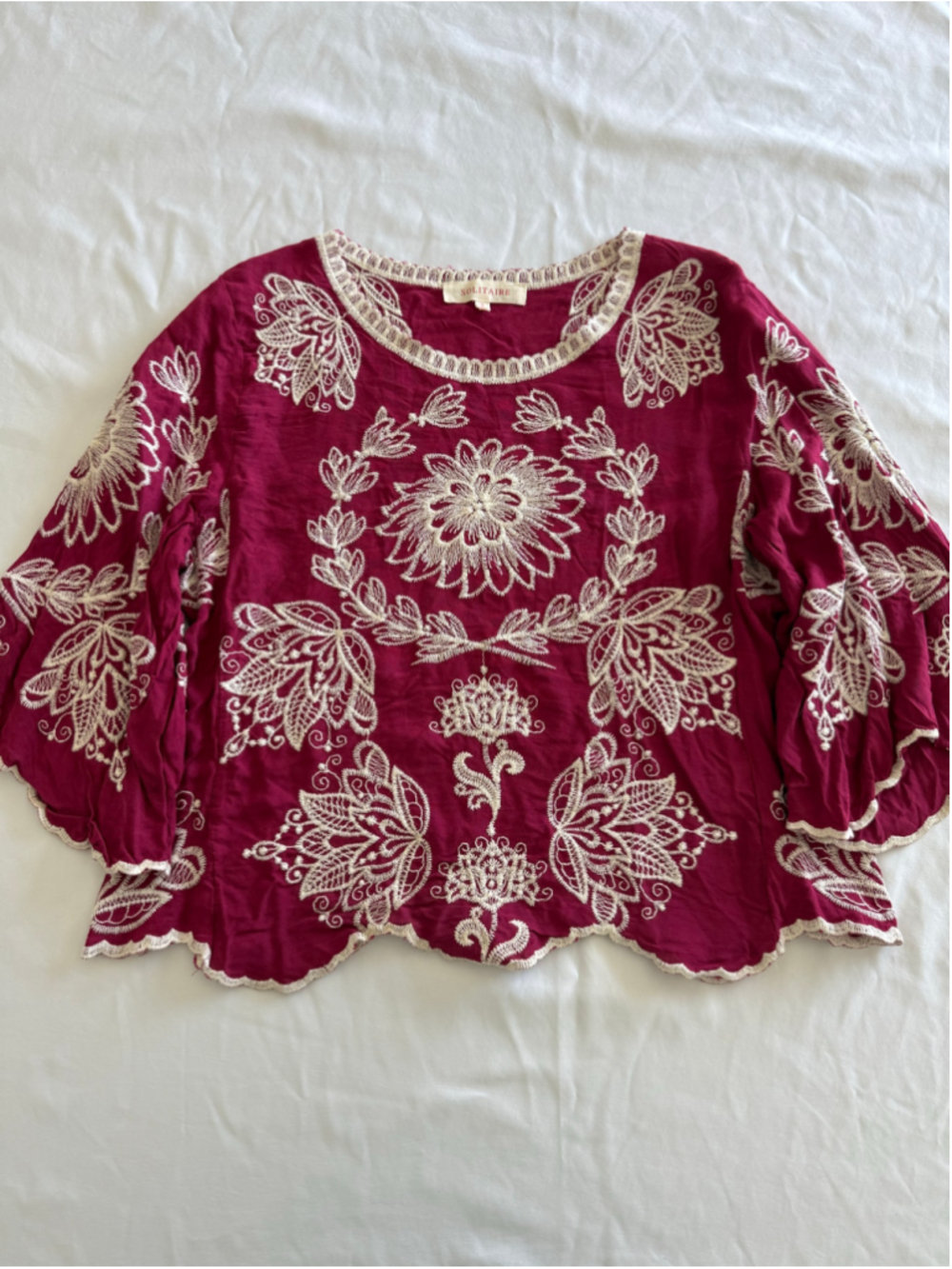 Women's Solitaire Embroidered Blouse Size S Burgundy Beige